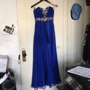 Blue Strapless Prom Dress